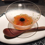 エクアトゥール - 伊勢海老外子付き、コンソメジュレ、キャビア、青柚子