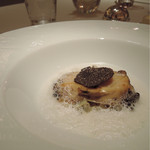 銀座 レカン - 黒鮑のローストとアーティチョークのフリカッセ黒トリュフの芳香