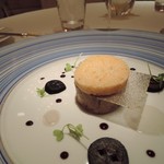 銀座 レカン - フォワグラと若クルミのトーション仕立て スパイス風味