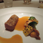 銀座 レカン - カルダモンの香る、シストロン産仔羊のロースト