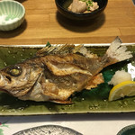 Umiterasu Nadachi Hoteru Kourin - 焼魚　メバル