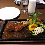 フィールド グリル - 米沢豚のロースランチ