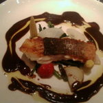 エルミタージュ - ひらすずきのヒジキソース