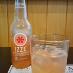 ダグズ・バーガー - IZZEグレープフルーツ