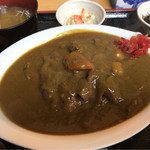 和子 - カツカレー定食 900円。