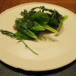 傳 - 焼物：金華豚 うるい もみじがさ1