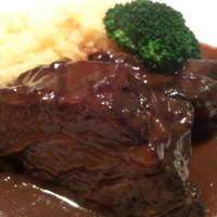 RIGOLETTO KITCHEN - 牛ホホ肉