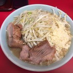 ラーメン二郎 - ラーメン+ヤサイ+ニンニク