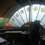 ブラン・ドゥ・ブラン - テーブル席