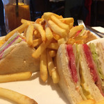 CITIZEN Cafe & Bar - 