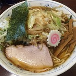 東池袋 大勝軒 - 昔ながらの中華そば 野菜のせ