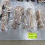 池城ストアー - 棚の前ローススーチカー