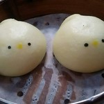 上海酒家 - 中にはカスタードクリームが入っているみたい❤