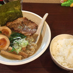 sasa - 白醤油ラーメンとごはん！