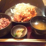 美しゃぶ 伊志川 - 鶏から山芋柚子胡椒定食 1080円