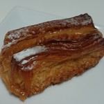 ブーランジュリー パリゴ - バター香る贅沢なデニッシュにほろ苦クリーム、キャラメルクリームのデニッシュ173円