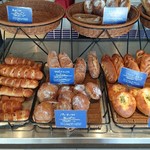 ブーランジュリー パリゴ - 噛み締めるほどに旨味が溢れる、味わい深いハード系（その1）