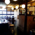 Hakata Mizutaki Sawachou - 午前11時30分。2階の店内。