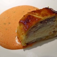 ete - スズキとホタテのムースのパイ包み焼き