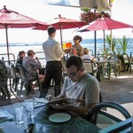 Elliott's Oyster House - テラス席