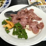 徽香苑 - 中華腸詰のにんにく風味