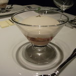 甲殻類のクープ、根セロリの軽いムースリーヌと共に・・・