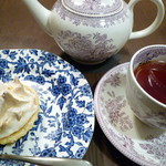 紅茶と焼菓子 ティースプリング - 