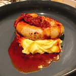 DICKENS BAR - とぐろを巻く猪腸