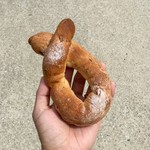 パン家アストレア - 【6月16日】ナッツフランス(160円)