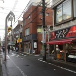 Yamajuu - 鶏のお店が３軒連なってます