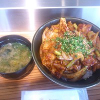 熟成ホルモン・山形牛 炭火焼肉 牛語 - 