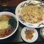 Kaen - 叉焼チャーハン+半ワンタン麺780円