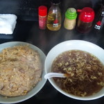 キッチンあべ - チャーハン（大盛・スープ付き）