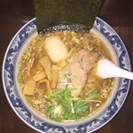 いわみや - 味玉ラーメン ランチタイム価格 600円。