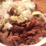 馳走麺 狸穴 - 牛めし　200円