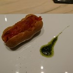 米粉のエクレア　フルーツトマトとマスカルポーネチーズ