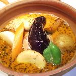 ピカンティ - 38億年の風のチキンレッグ