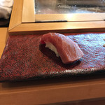 すし 堺 - ランチ特選にぎり（中とろ）