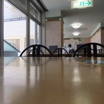 然の膳 - 店内の様子　右手が入口