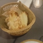 チミケップホテル - パン