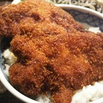 Robata No Satou - よもぎそばと新潟たれかつ丼 900円、新潟たれかつ丼になります