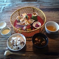 韻松亭 - 
