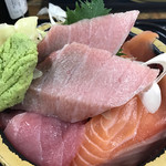 タカマル鮮魚店  - 