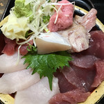 タカマル鮮魚店  - 