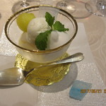 トゥ・ラ・ジョア - 