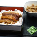 Yoshinoya - 鰻重牛小鉢セット 一枚盛￥８９０