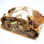 パン オ フリュイ ルージュ2017￥３９２