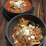 東京チゲ屋 - ユッケジャンラーメン ¥850 / 汁なし海鮮チゲラーメン ¥980