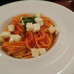 GENEROSO - モッツァレラ入りトマトソース