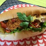 グリドン - 2017年4月：合鴨のパストラミとカレーチーズポテトのサンドイッチ